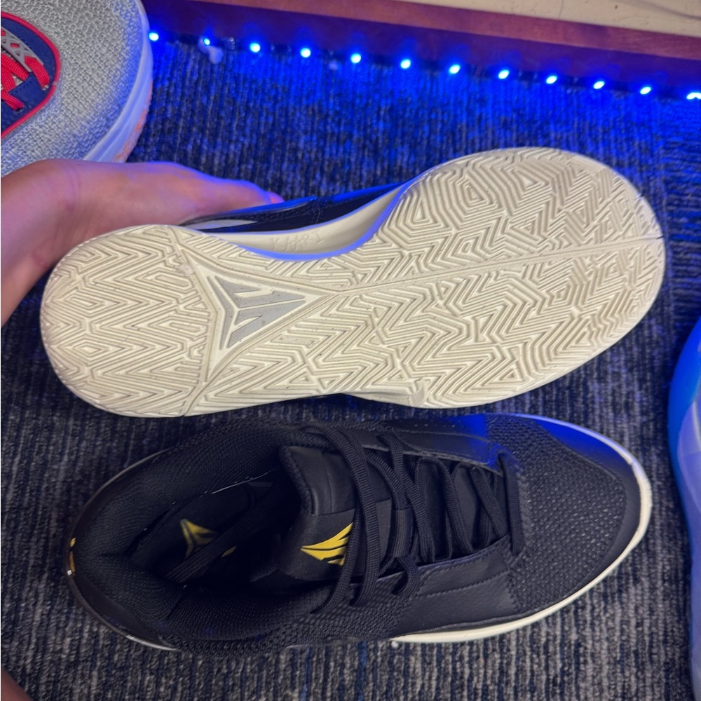 Never Worn Mens Nike Ja Morant Basketball Shoes - Picture 3 of 3